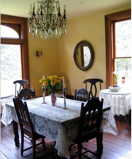 Wild Swan Bed And Breakfast-1