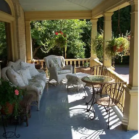 Wild Swan Bed And Breakfast-3